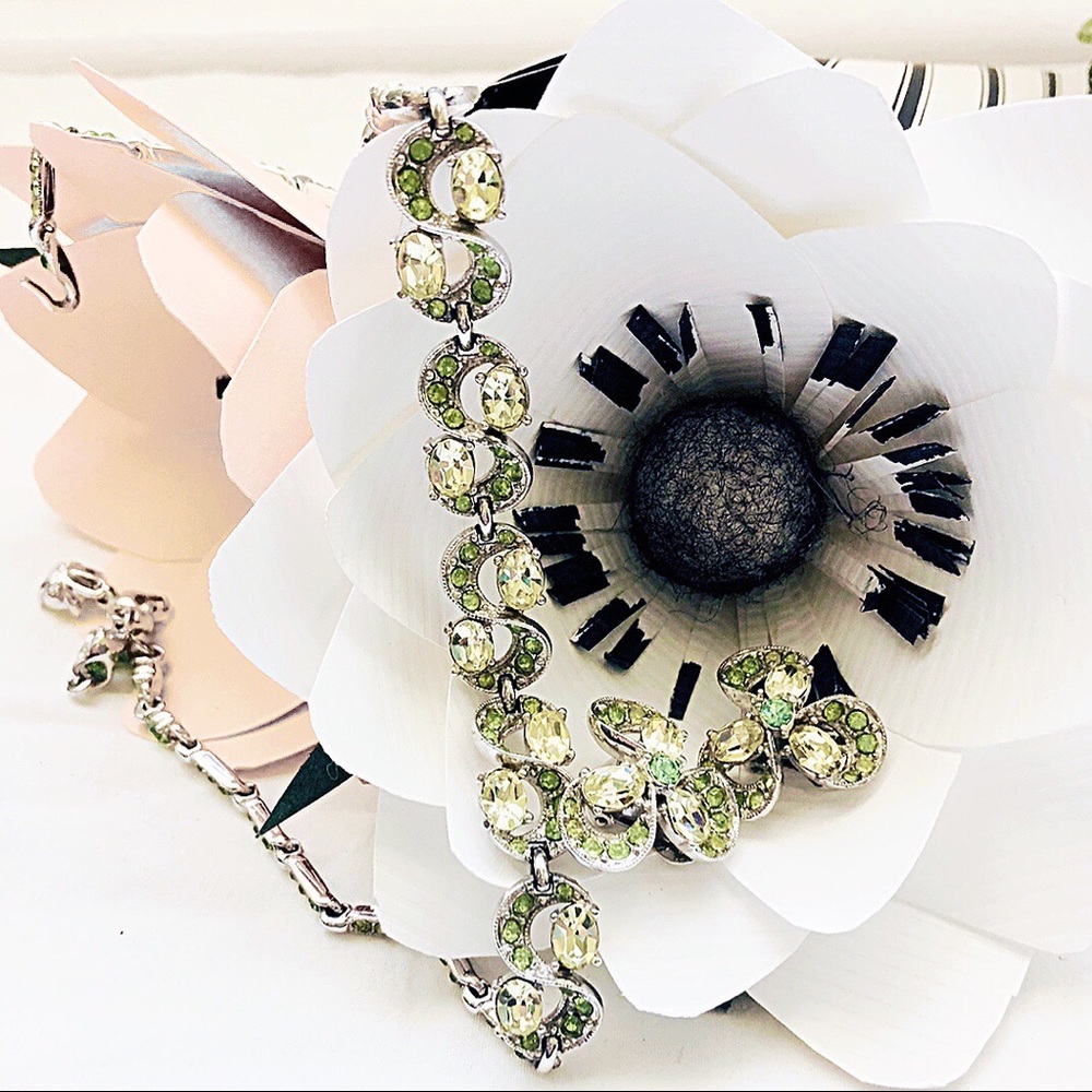 💚RARE 1950’s VINTAGE Bogoff Necklace & Earrings